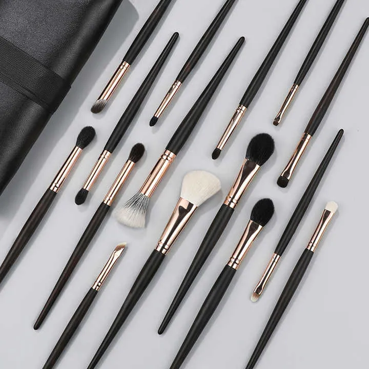 فرشاة مكياج 15 احترافية بيضاء فاخرة  White Luxury Makeup Brushes