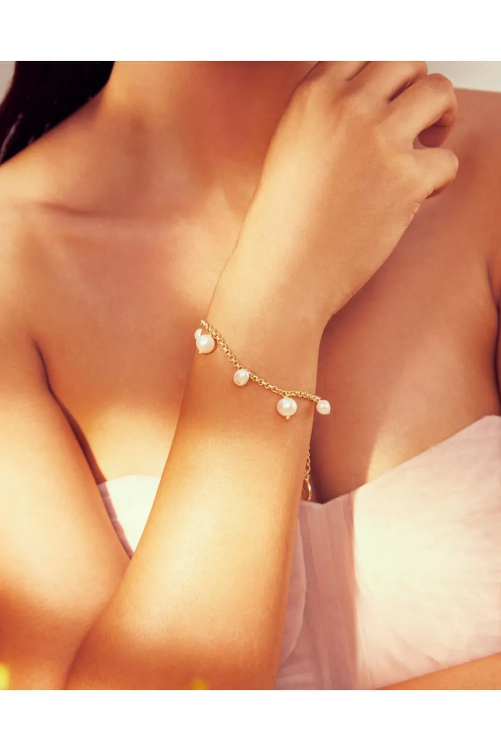 Alternate Pearl Bracelet