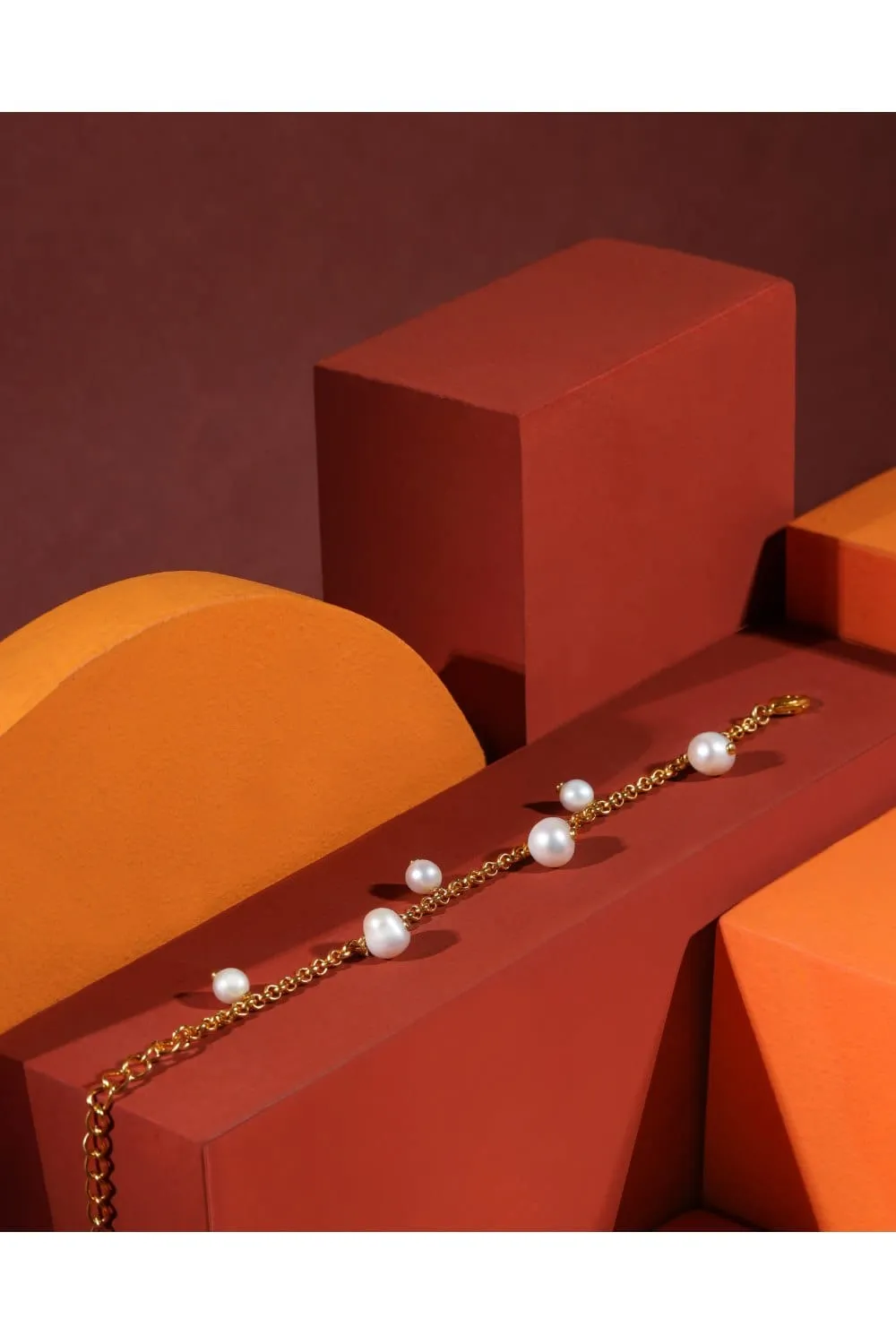 Alternate Pearl Bracelet