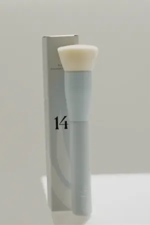 Flat Top Foundation Brush