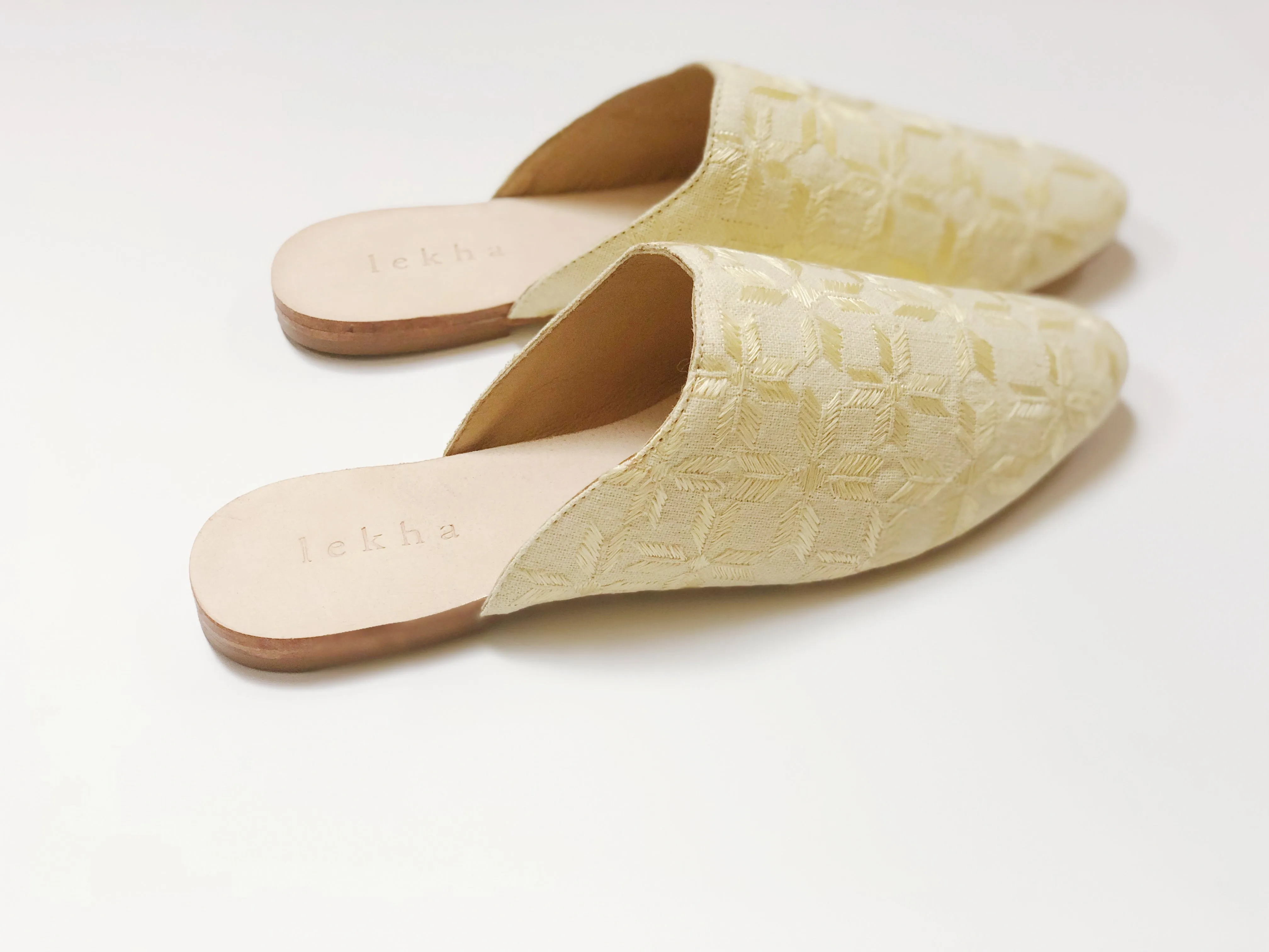 Phulkari Burst Babouche Mule
